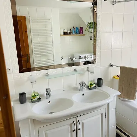 Daire Klebi's Apartmanhaz