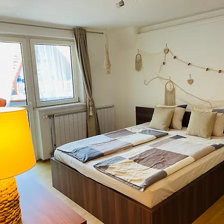 Klebi's Apartmanhaz Daire *