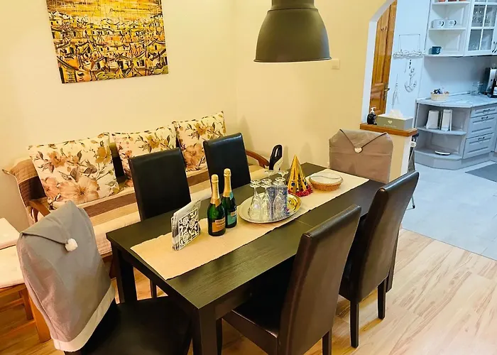 Klebi's Apartmanhaz *