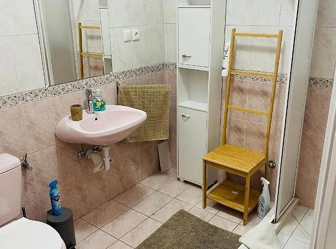 Klebi's Apartmanhaz Balatonföldvár