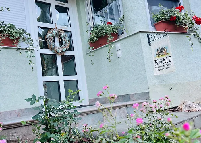 Lägenhet Klebi's Apartmanhaz *
